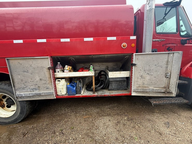 2012-international-7400-image-51