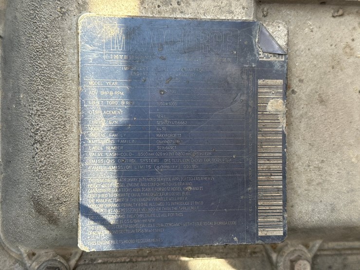 2012-international-7600-image-46