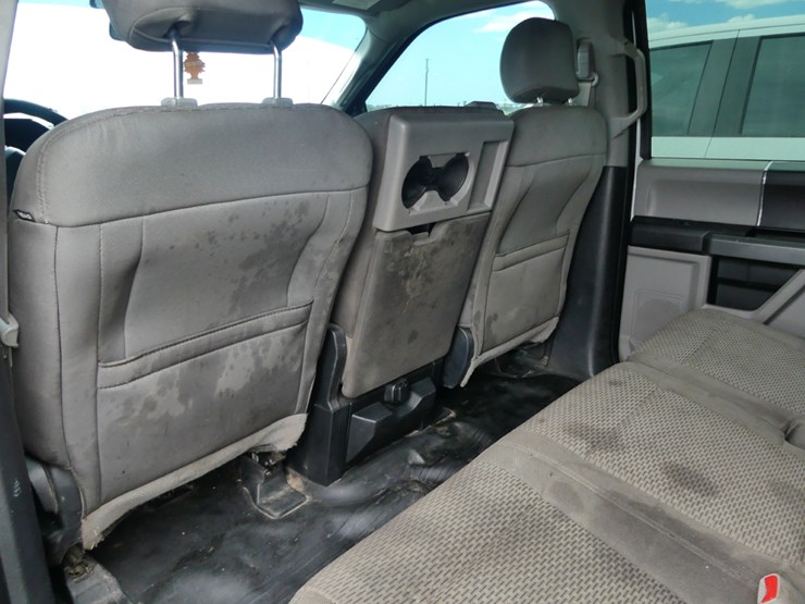 2016-ford-f150-xlt-image-9