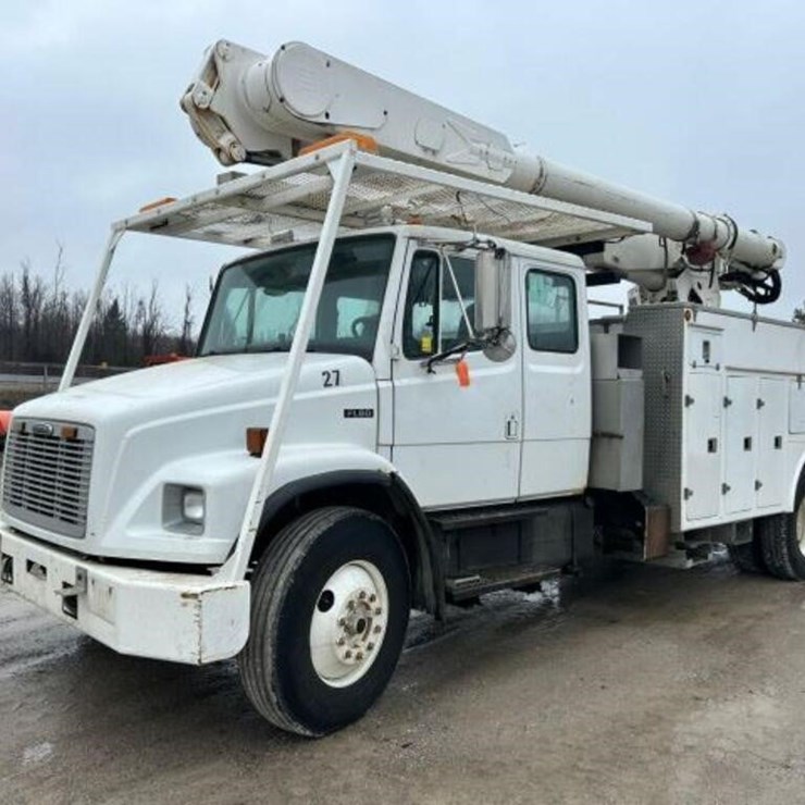 2004 FREIGHTLINER FL80