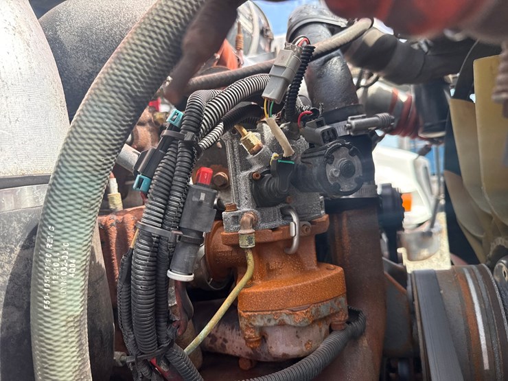 2005-kenworth-t800-image-24