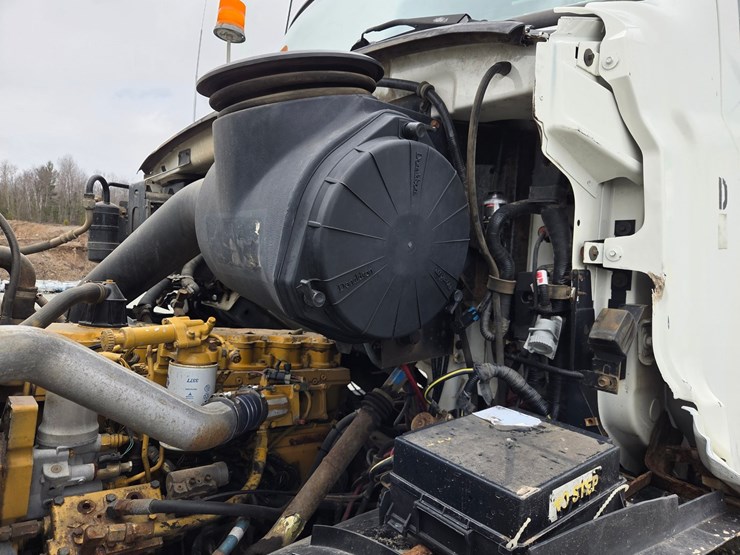 1999-caterpillar-3126-image-45