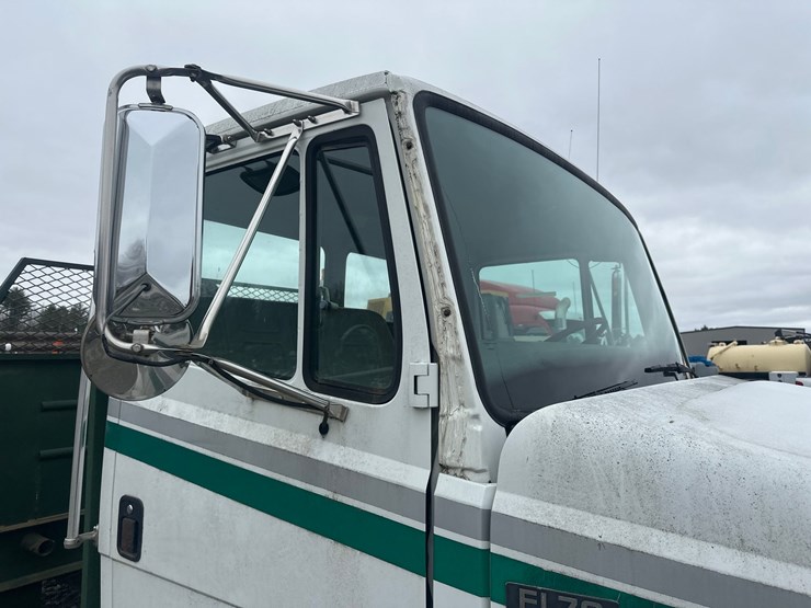 1998-massey-ferguson-8-image-11