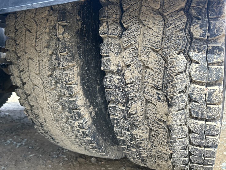 2017-kenworth-t680-image-106