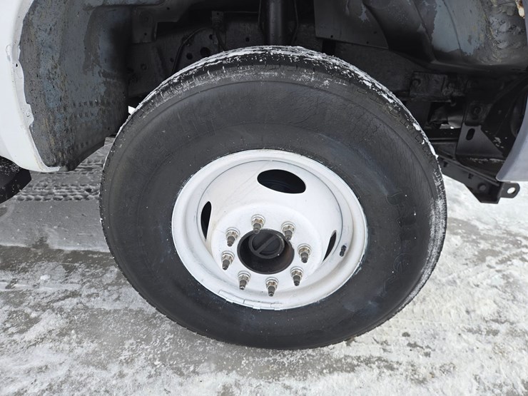 2001-ford-f350-image-60