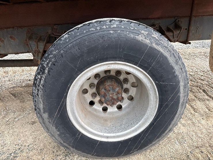 1990-international-4900-image-80