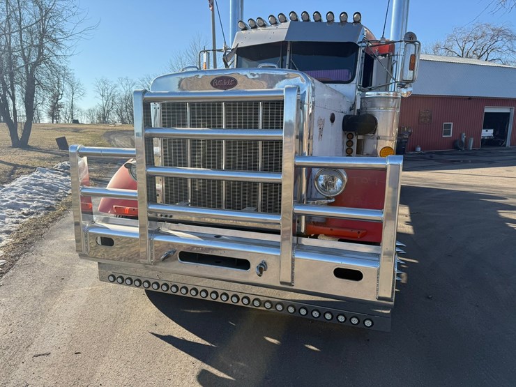 1974-peterbilt-359-image-5