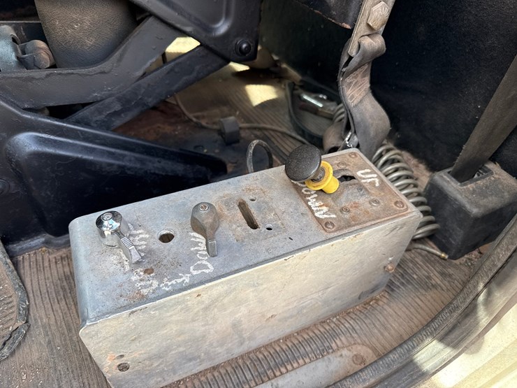 2004-peterbilt-378-image-52