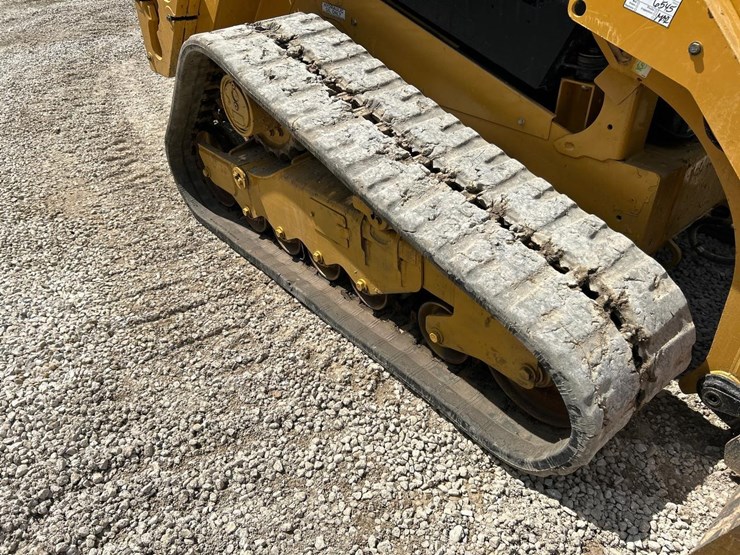 2021-caterpillar-289d3-image-13