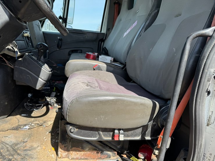 2010-international-4300-sba-image-31