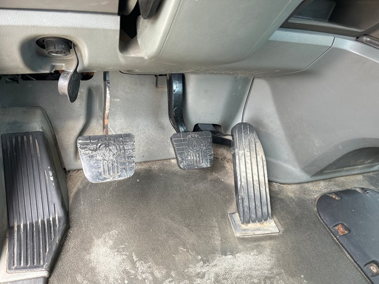 2015-kenworth-t680-image-73