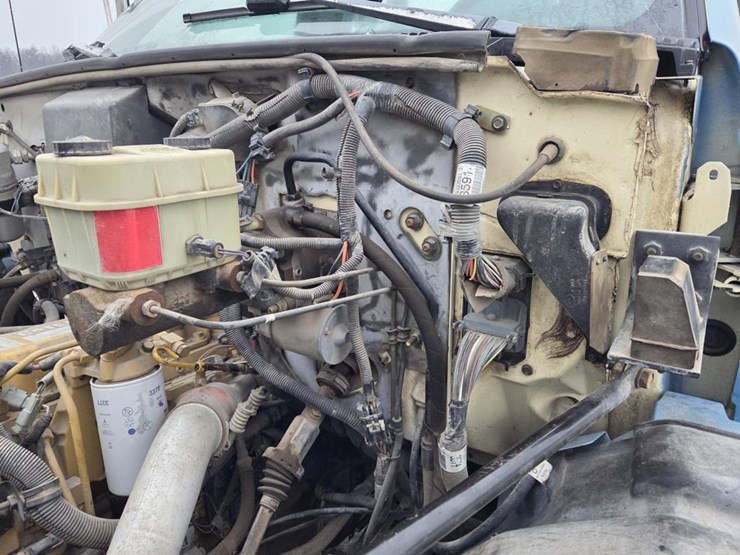 1999-caterpillar-3126-image-57