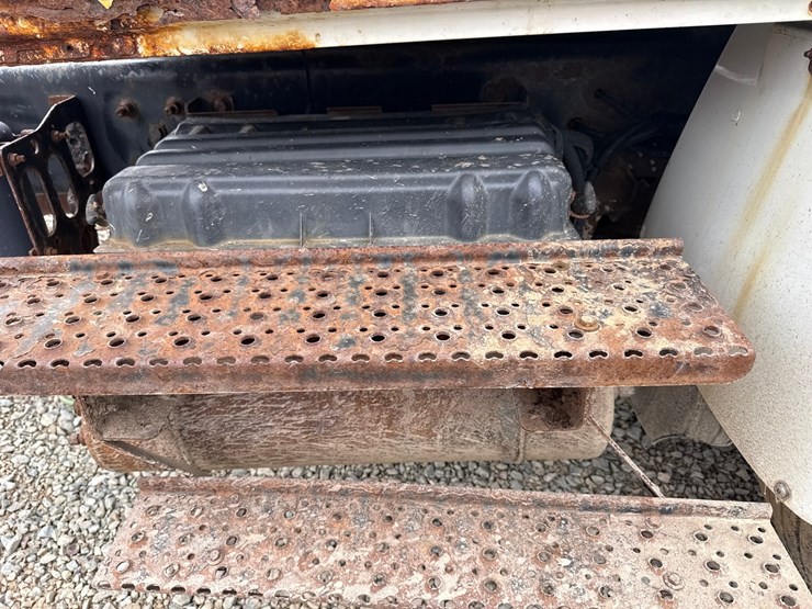 2009-international-4300-sba-image-46