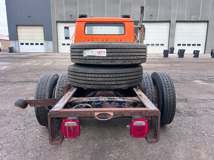 1992-international-4900-image-4