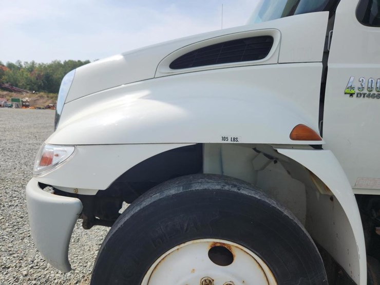 2002-international-4300-sba-image-21