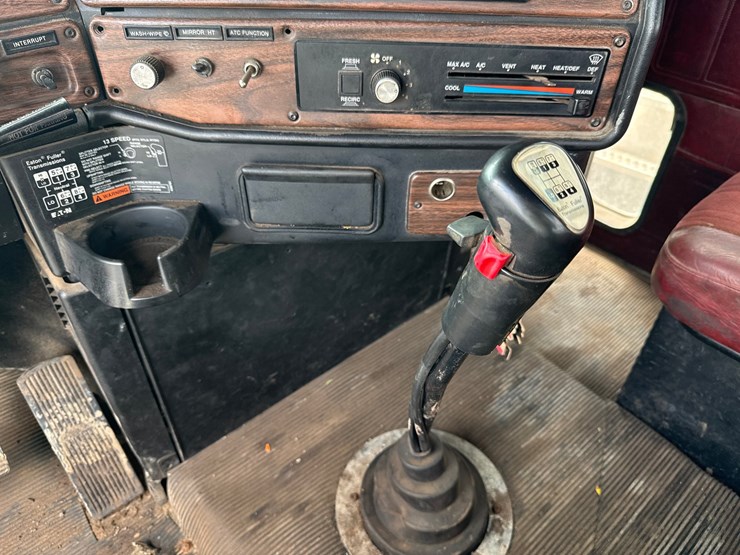 1998-massey-ferguson-8-image-60