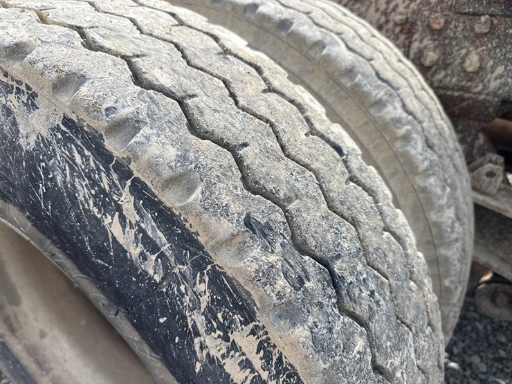 1996-western-star-4964s-image-75