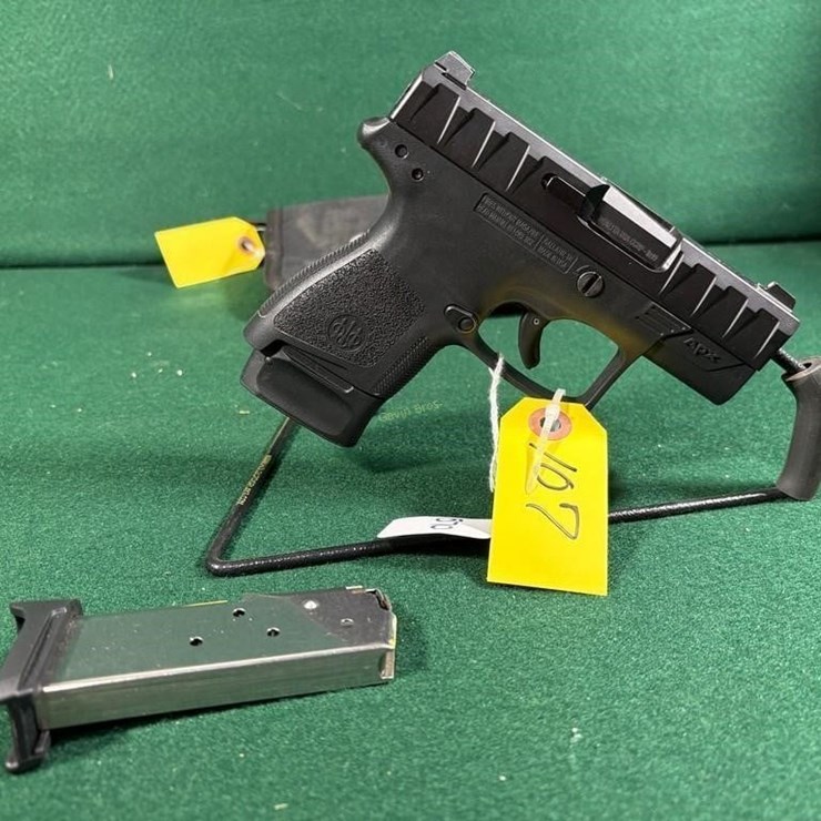 Beretta APX 9x19 Pistol