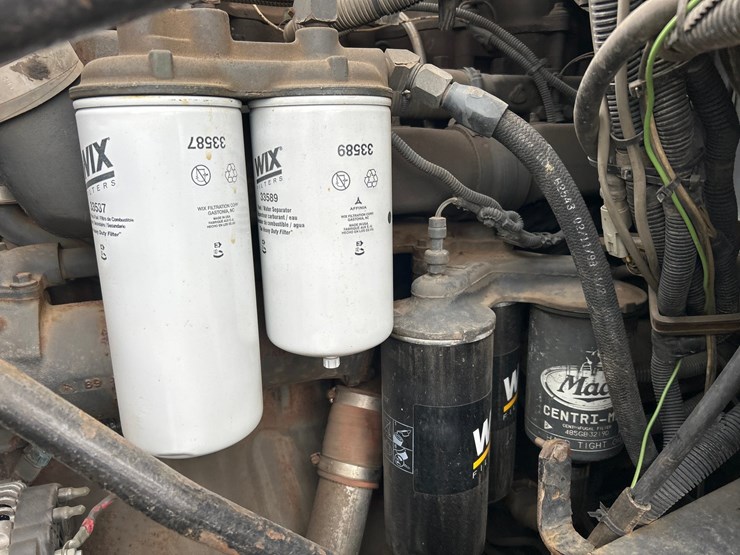 1999-mack-dm688s-image-57