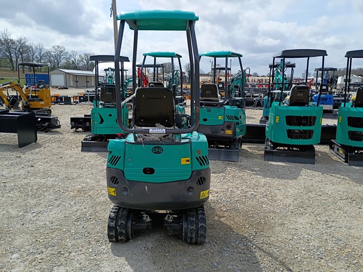 #24173-•-2025-agt-qk16r-mini-excavator-image-3