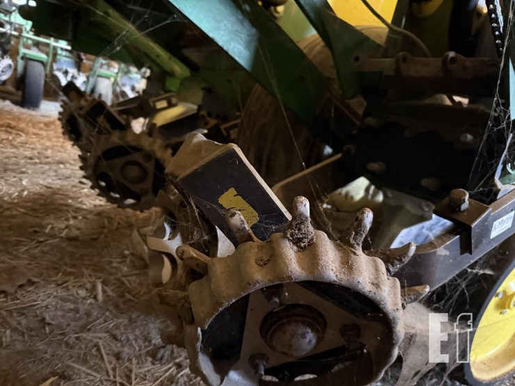 1993-john-deere-7200-image-18