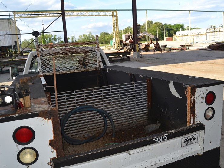 2010-ford-f350-image-4