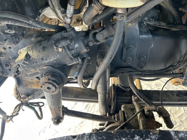 2005-international-7600-image-39