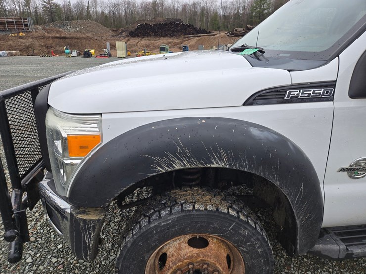 2011-ford-f550-image-9