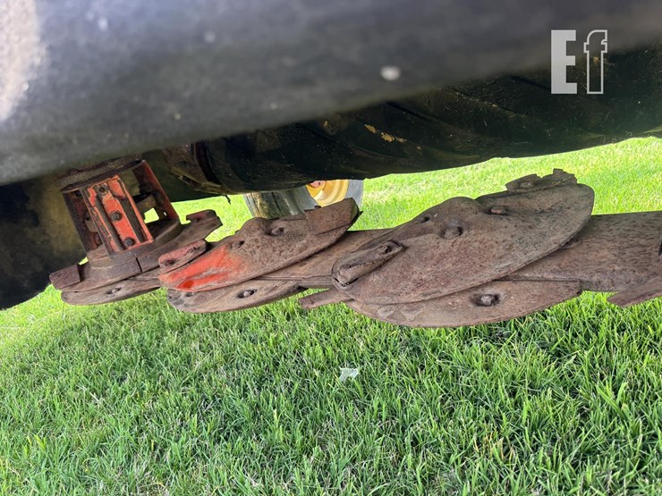 new-holland-1411-image-8