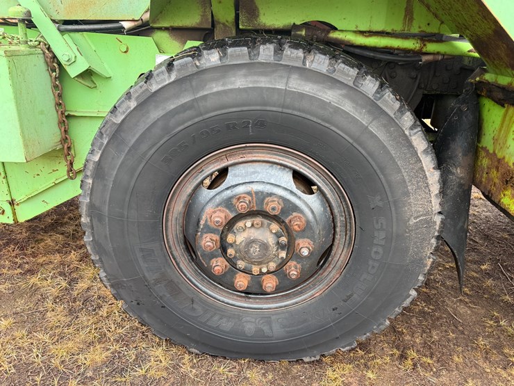 1986-oshkosh-wt2206-image-65