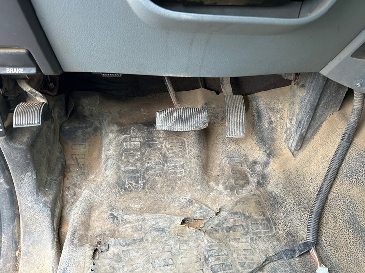 2012-ford-f450-image-46