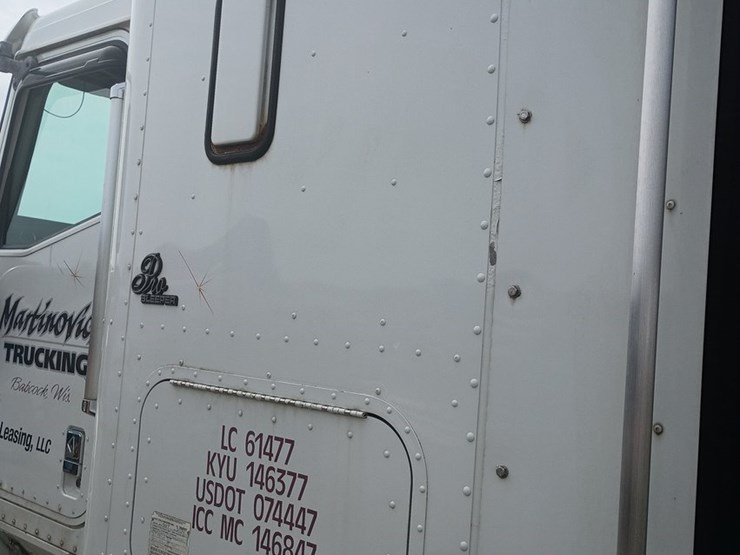 2000-international-9200i-image-23