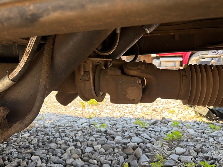 2003-caterpillar-c7-image-15