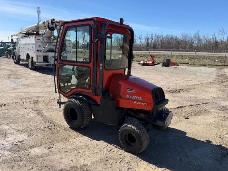 kubota-f2690-image-4