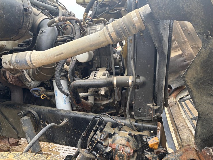 1997-ford-lt8000-image-28