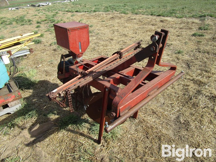 1-row-gopher-getter-image-3