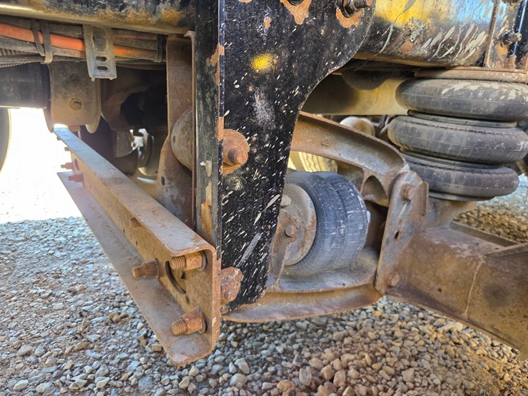 2019-international-hv613-image-55