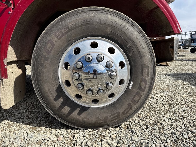 2004-peterbilt-378-image-63