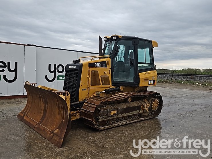 2012-caterpillar-d5k2-xl-image-1