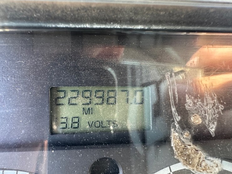 freightliner-fl70-image-71