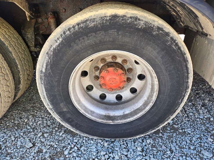 1999-caterpillar-c12-image-107