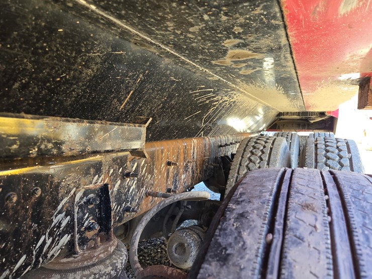 2019-international-hv613-image-31