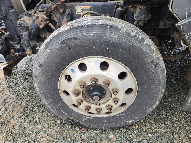 2017-kenworth-t680-image-89