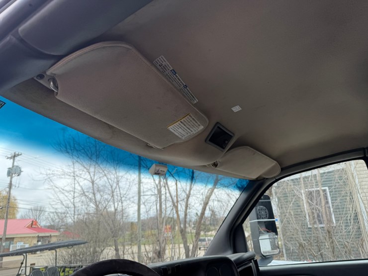 #1048-•-2009-gmc-c5500-specialty-service-truck-image-50