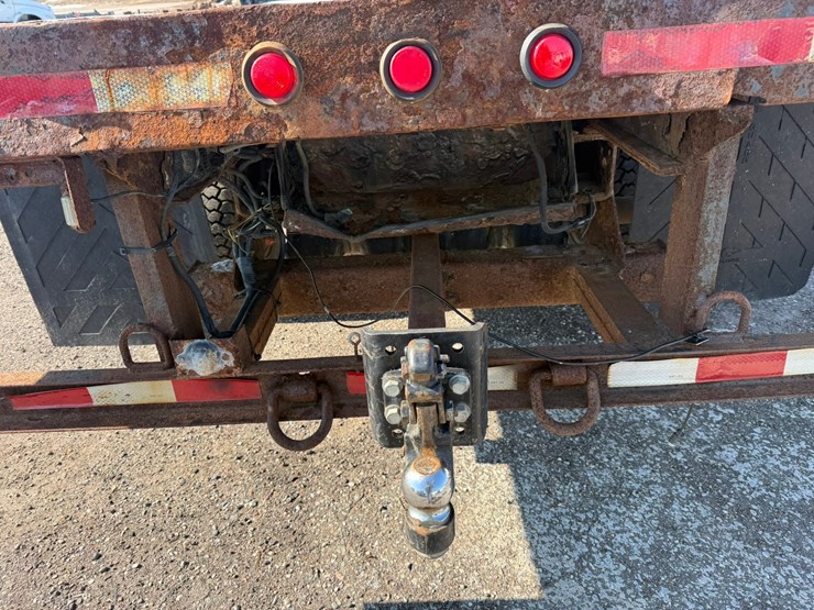 2011-ford-f550-xl-image-20