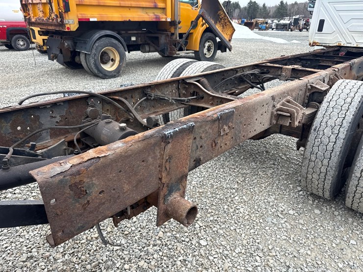 2002-international-4300-sba-image-43