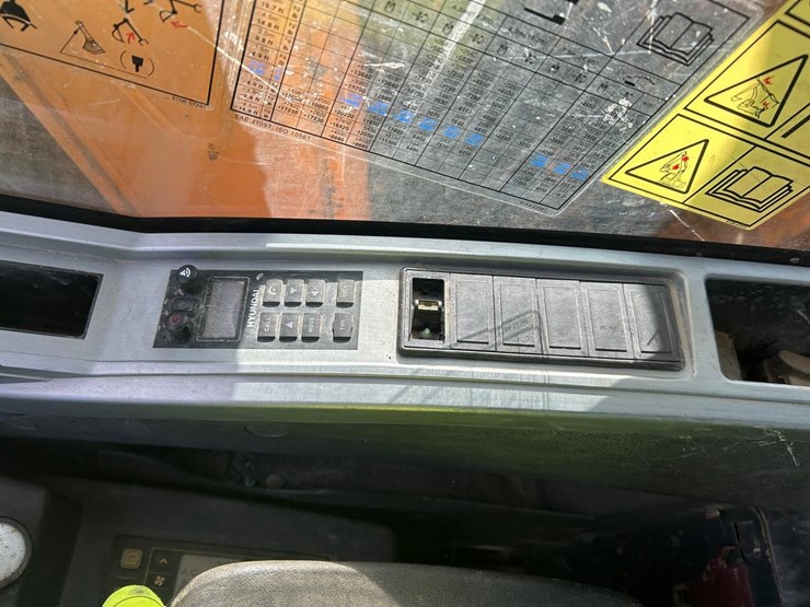 2019-hyundai-hx145-lcr-image-23