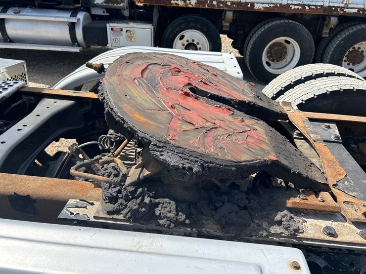 2017-kenworth-t660-image-19