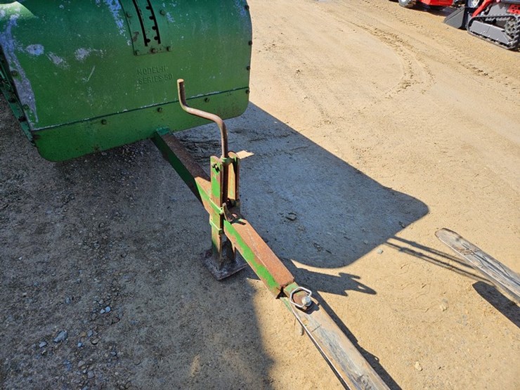 john-deere-7-image-9