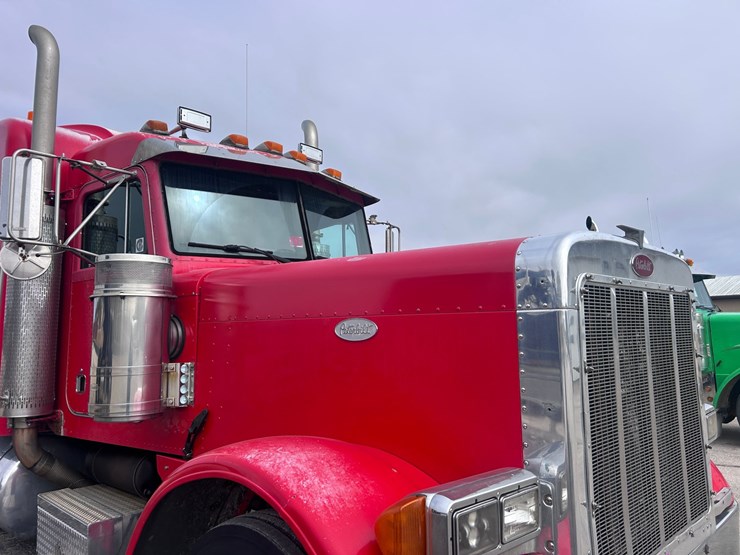 1998-peterbilt-379-image-21